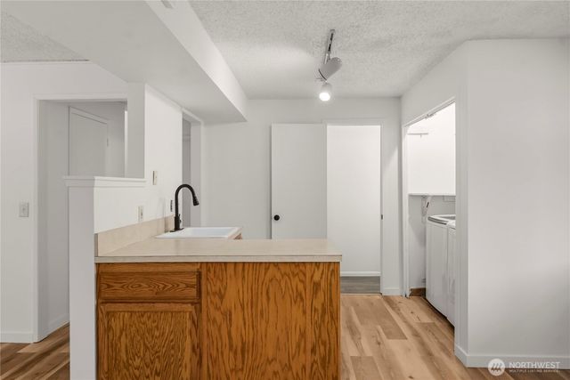 27243 33rd Place S, Kent, WA 98032