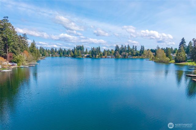 27243 33rd Place S, Kent, WA 98032