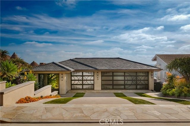 26 S La Senda, Laguna Beach, CA 92651