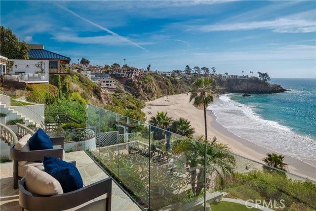 26 S La Senda, Laguna Beach, CA 92651