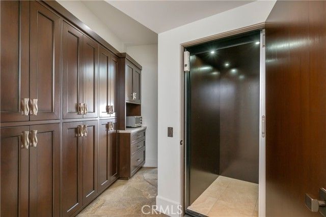 26 S La Senda, Laguna Beach, CA 92651