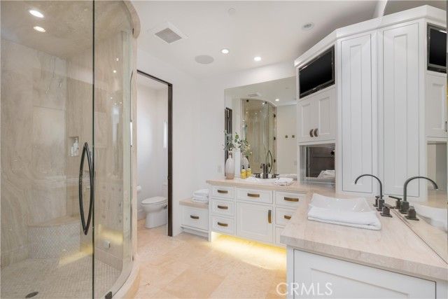 26 S La Senda, Laguna Beach, CA 92651