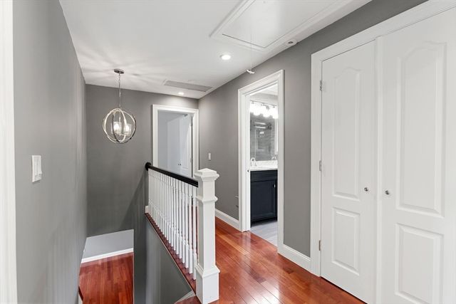 90 Strawberry Lane, Abington, MA 02351
