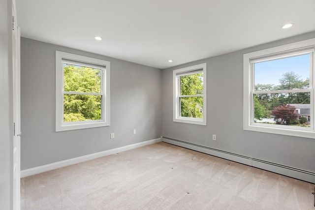 90 Strawberry Lane, Abington, MA 02351