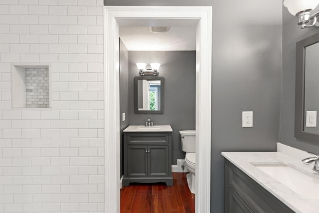 90 Strawberry Lane, Abington, MA 02351