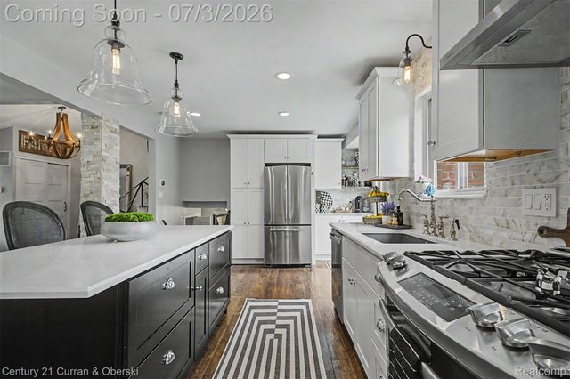 42299 Sunnydale Lane, Northville Township, MI 48168
