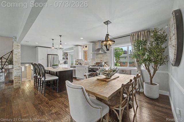 42299 Sunnydale Lane, Northville Township, MI 48168