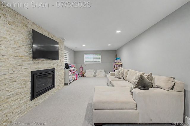 42299 Sunnydale Lane, Northville Township, MI 48168