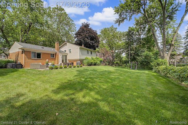 42299 Sunnydale Lane, Northville Township, MI 48168