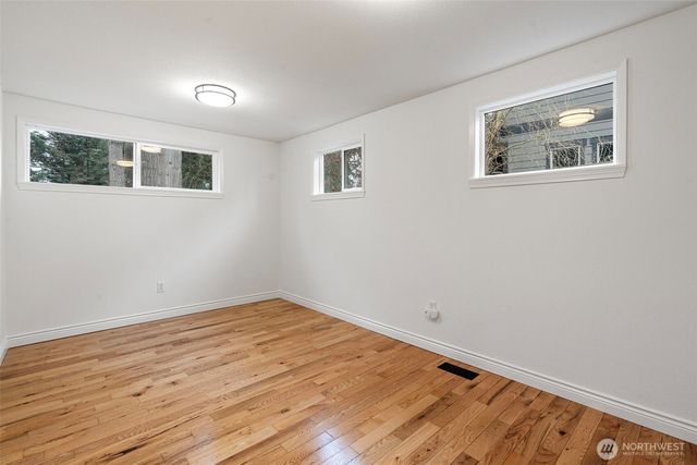 21614 SE 259th Street, Maple Valley, WA 98038