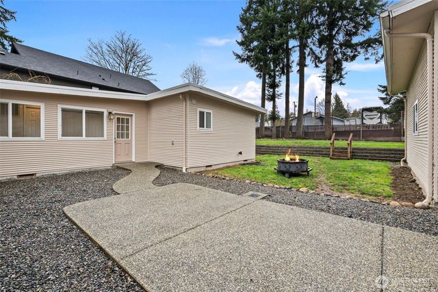21614 SE 259th Street, Maple Valley, WA 98038