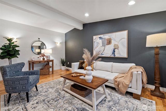 21614 SE 259th Street, Maple Valley, WA 98038