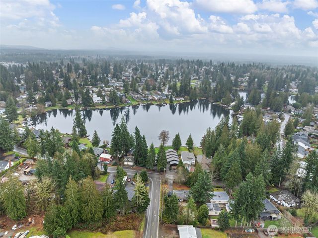 21614 SE 259th Street, Maple Valley, WA 98038
