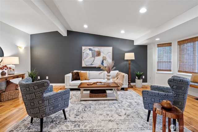 21614 SE 259th Street, Maple Valley, WA 98038