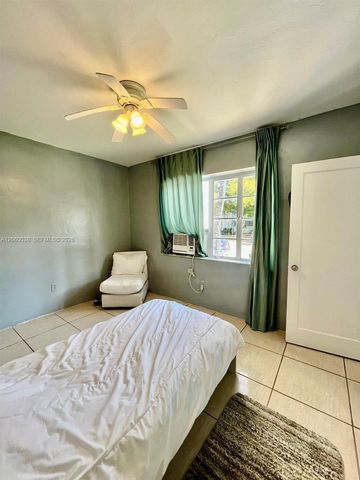 650 84th Street 35, Miami Beach, FL 33141