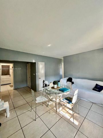 650 84th Street 35, Miami Beach, FL 33141