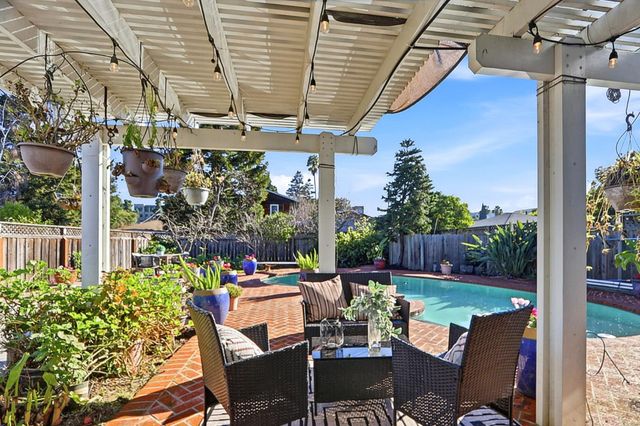 152 Florence Street, Sunnyvale, CA 94086