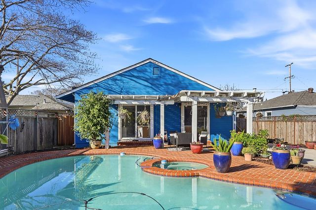 152 Florence Street, Sunnyvale, CA 94086