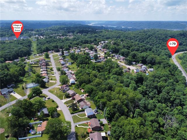 207 Mary Ln, Robinson Twp, PA 15108