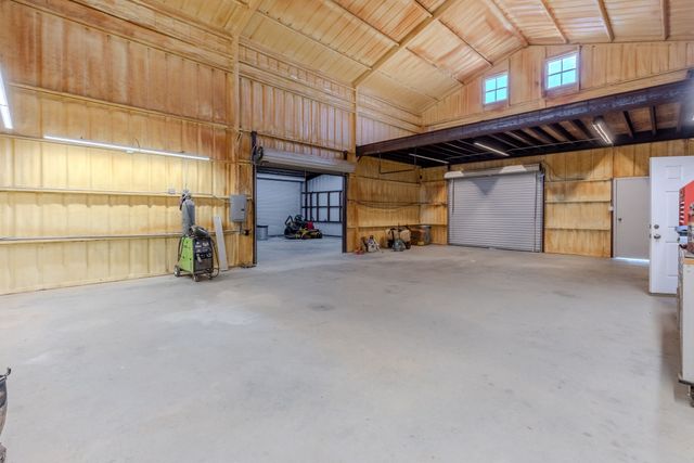 2263 County Road 33040 2, Brookston, TX 75421