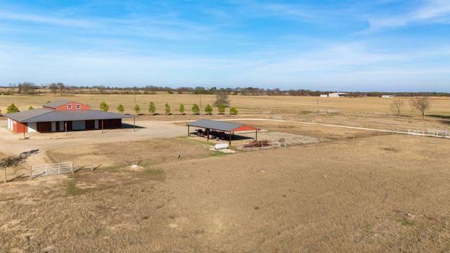2263 County Road 33040 2, Brookston, TX 75421
