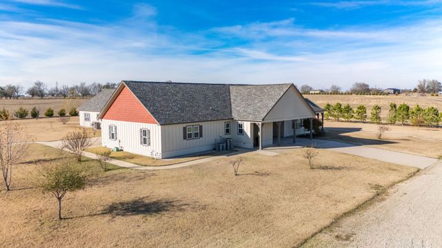 2263 County Road 33040 2, Brookston, TX 75421