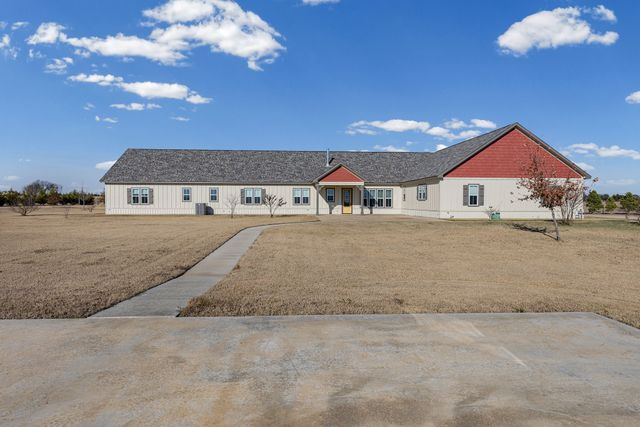 2263 County Road 33040 2, Brookston, TX 75421
