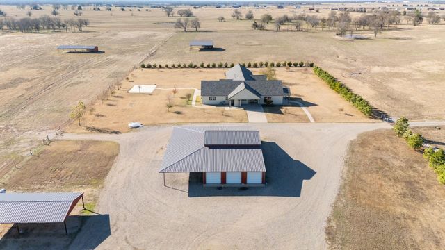 2263 County Road 33040 2, Brookston, TX 75421