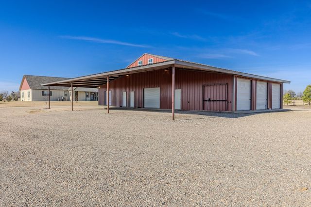 2263 County Road 33040 2, Brookston, TX 75421