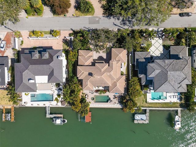 1444 HARBOR DRIVE, Sarasota, FL 34239