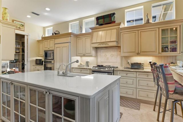 1444 HARBOR DRIVE, Sarasota, FL 34239