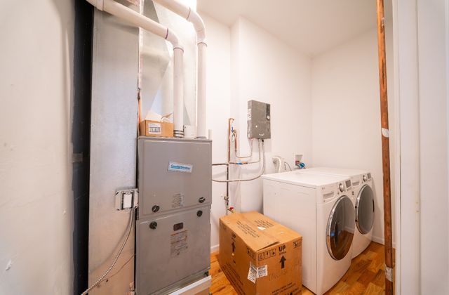 5256 S Carpenter Street, Chicago, IL 60609