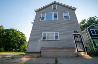 5256 S Carpenter Street, Chicago, IL 60609