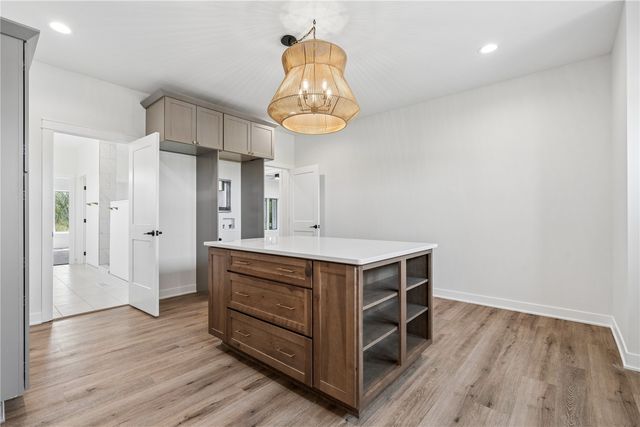 1570 Volmert Lane NE, Solon, IA 52333