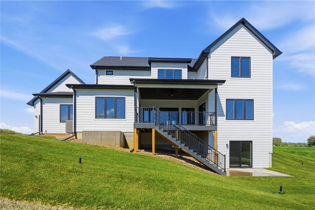 1570 Volmert Lane NE, Solon, IA 52333