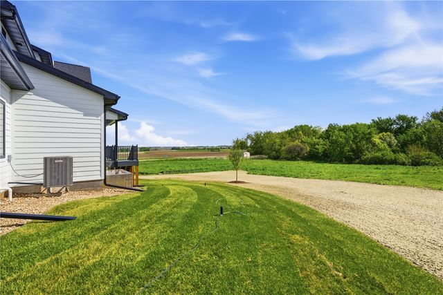 1570 Volmert Lane NE, Solon, IA 52333