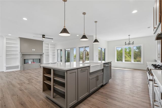 1570 Volmert Lane NE, Solon, IA 52333