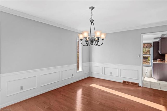 3606 Squirewood Drive, Clemmons, NC 27012