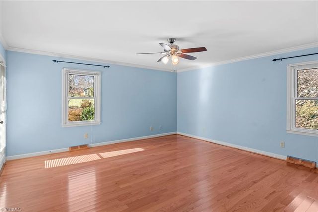 3606 Squirewood Drive, Clemmons, NC 27012