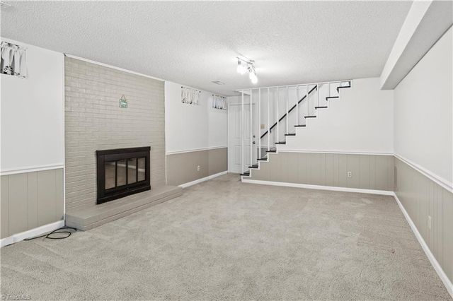 3606 Squirewood Drive, Clemmons, NC 27012