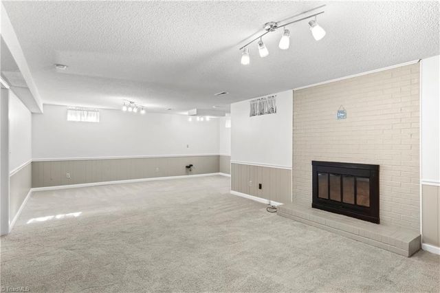 3606 Squirewood Drive, Clemmons, NC 27012