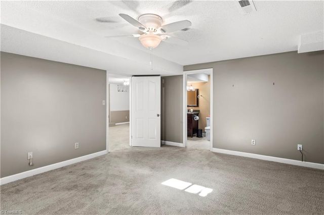 3606 Squirewood Drive, Clemmons, NC 27012