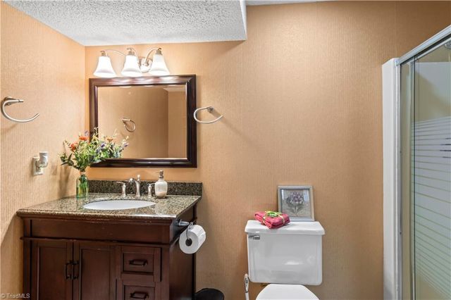 3606 Squirewood Drive, Clemmons, NC 27012