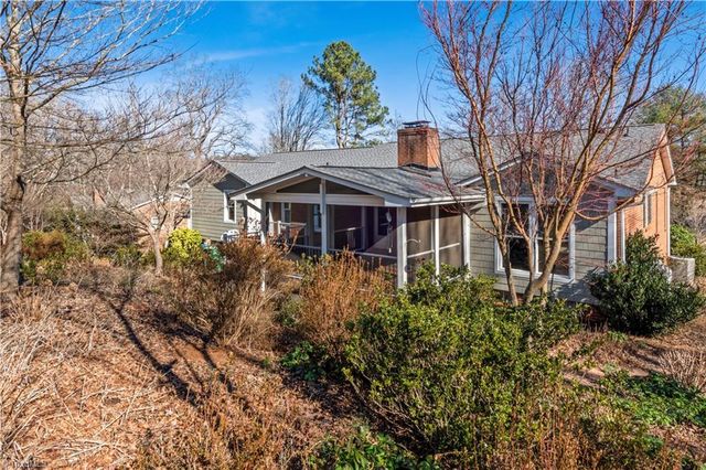 3606 Squirewood Drive, Clemmons, NC 27012