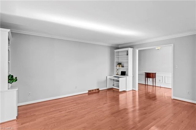 3606 Squirewood Drive, Clemmons, NC 27012