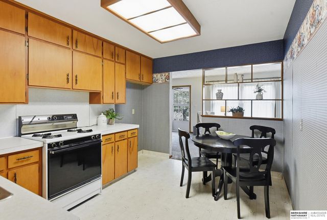 7013 S 41 Street, Bellevue, NE 68147