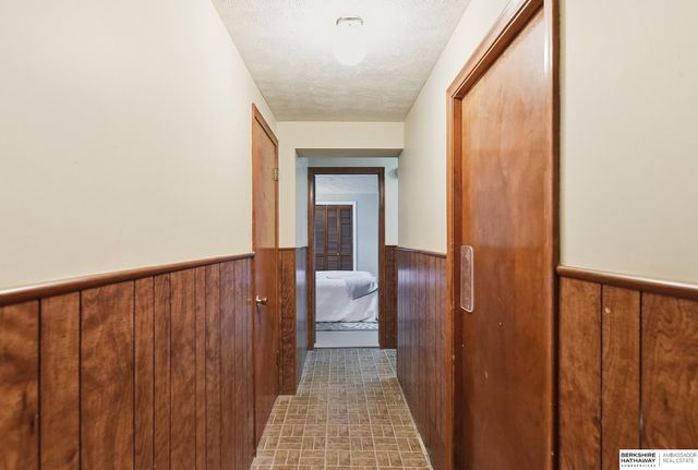 7013 S 41 Street, Bellevue, NE 68147