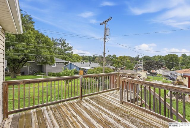 7013 S 41 Street, Bellevue, NE 68147