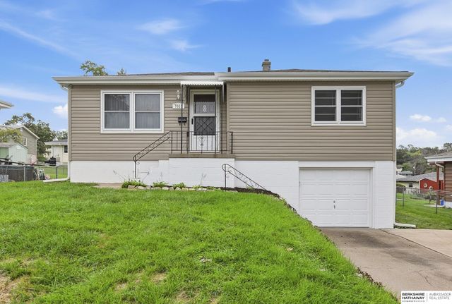 7013 S 41 Street, Bellevue, NE 68147