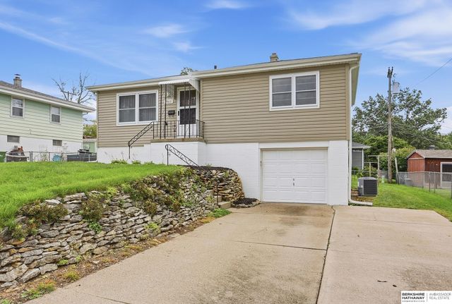 7013 S 41 Street, Bellevue, NE 68147